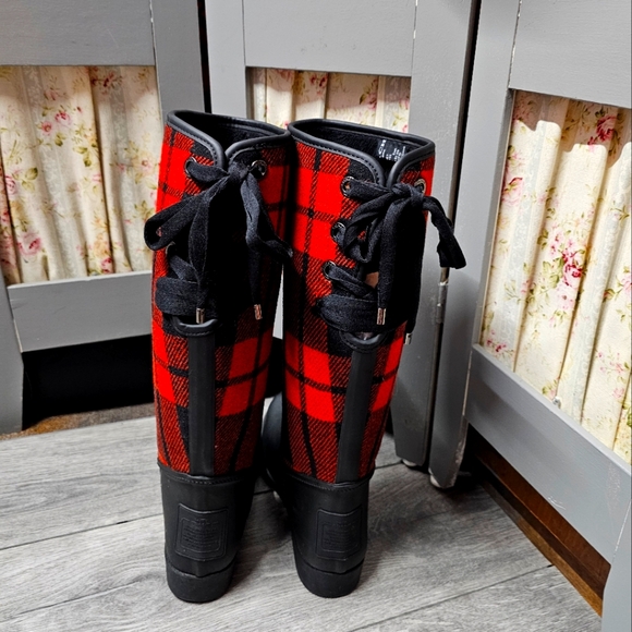 Coach Tristee Rain Boots Red Black Buffalo Plaid Tartan Womens Laceup Rubber NEW - Picture 3 of 7